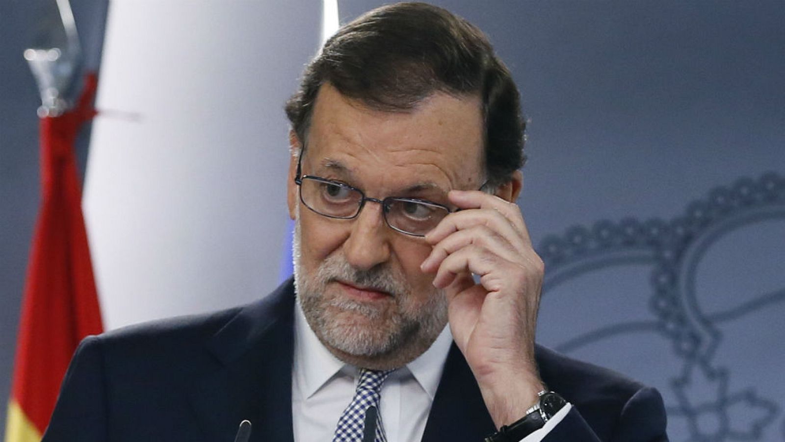  Las mañanas de RNE - Rajoy acepta la propuesta del rey pero sin fecha para la investidura - Escuchar ahora 