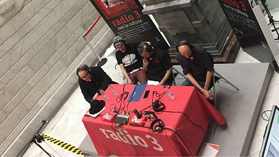 El s�tano - En la Biblioteca con Alex Cooper, Josele Santiago y Juli�n Hern�ndez - 23/04/18 - escuchar ahora  