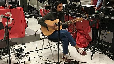 Capit�n Demo - El D�a del Libro con Marem Ladson, Le Parody, Elia Maqueda y Andrea Galaxina - 23/04/18 - escuchar ahora  