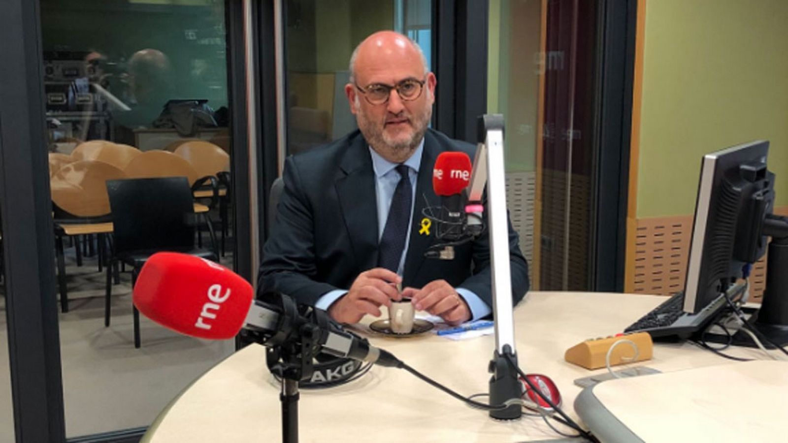 Pujol advierte que responderán al mantenimiento del 155 Las mañanas de RNE - Eduard Pujol (JxC) advierte que habrá una respuesta al mantenimiento del 155 - Escuchar ahora