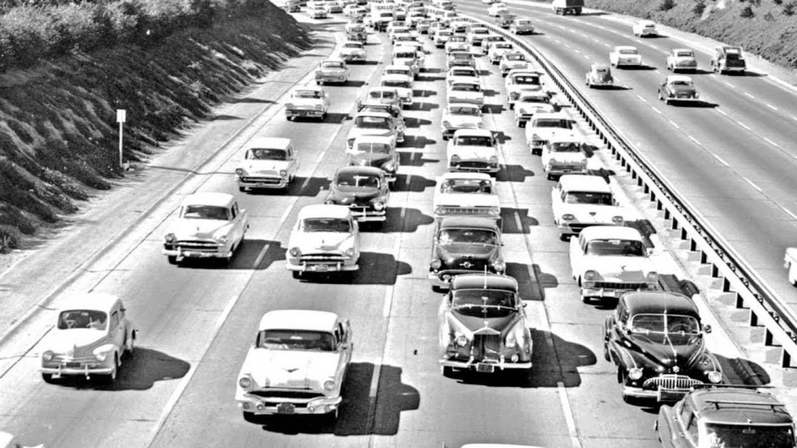 3.0 - La movilidad urbana del futuro ser� inteligente - 08/06/18 - escuchar ahora 