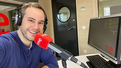 No es un d�a cualquiera - Jorge Blass: "La dosis de magia en un teatro es mucho m�s grande que en un estadio"  - 'Mano a mano' - Escuchar ahora