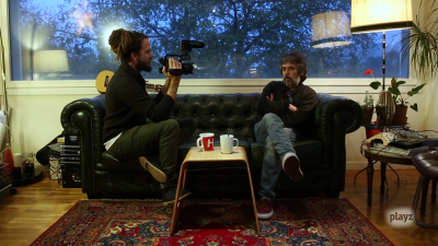 Surfeando sof�s - Mira el primer programa de 'Surfeando sof�s' de Jorge Sierra con Iv�n Ferreiro