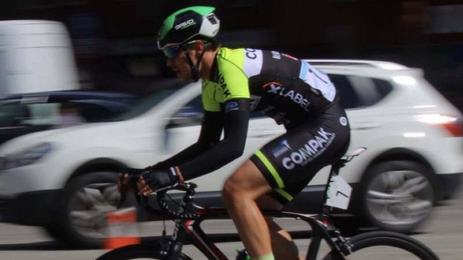 Ciclista español atropellado