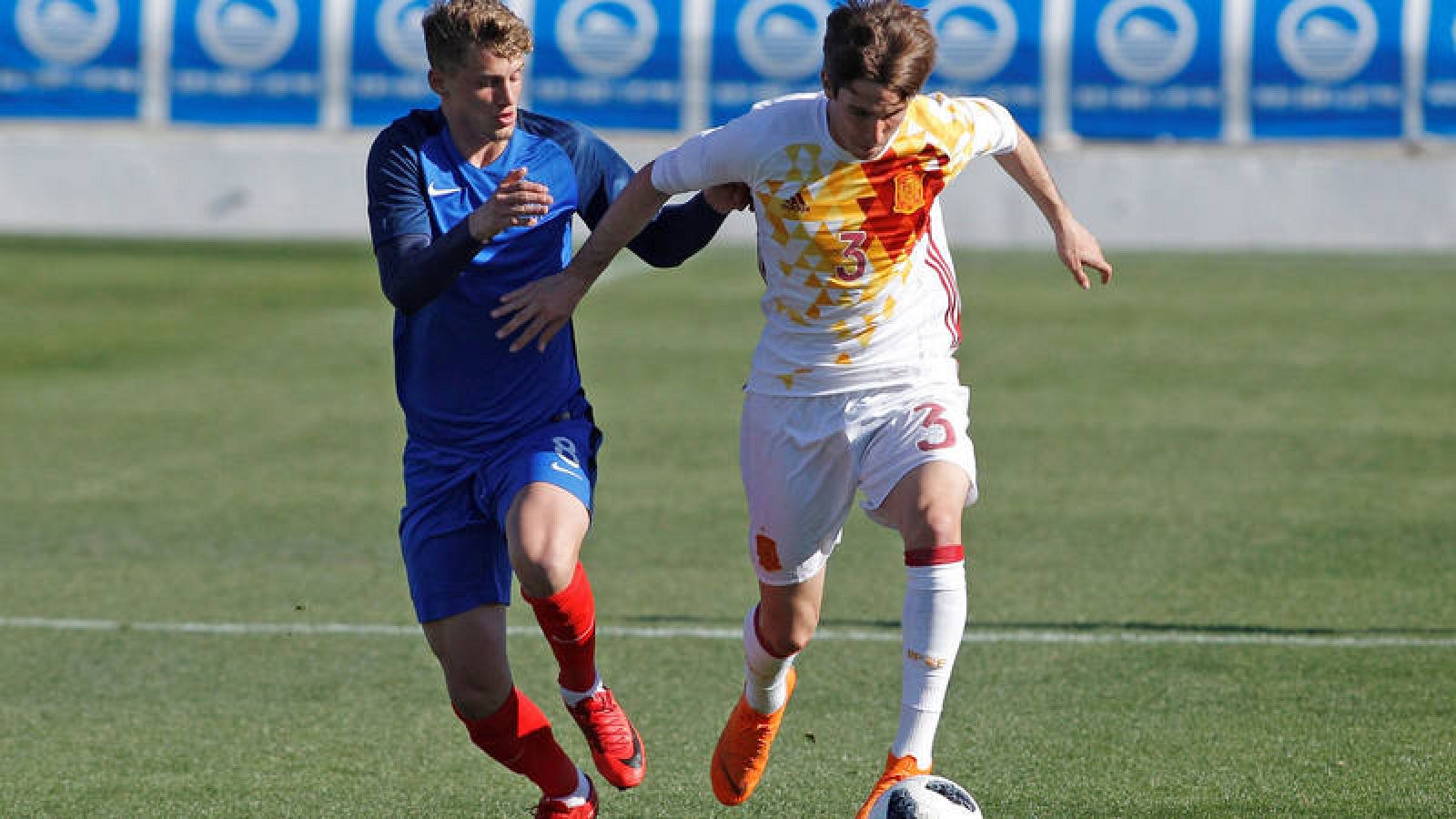 Fútbol - Selección española sub-19 - España cae con Francia y se queda ...