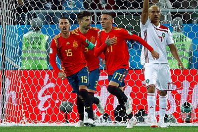 Aspas celebra el gol del empate ante Marruecos, que vale la primera plaza del grupo.