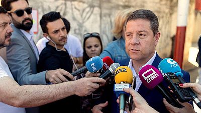 El socialista Emiliano García-Page seguirá al frente de Castilla-La Mancha El socialista Emiliano García-Page seguirá al frente de Castilla-La Mancha