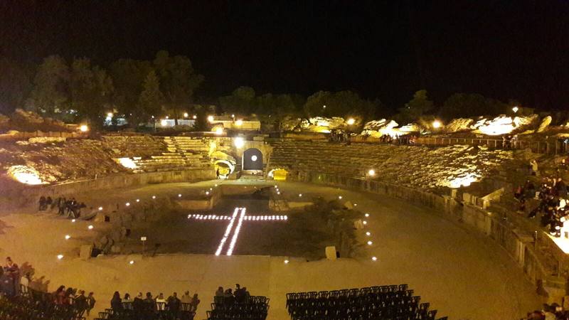 Cada verano, el anfiteatro y el teatro romanos acogen uno de los festivales de teatro clásicos más importantes del mundo