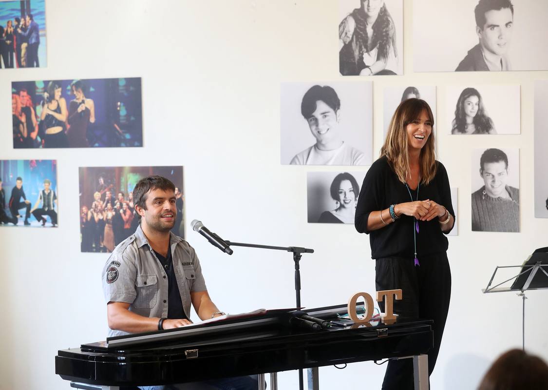 Noemí Galera y Manu Guix acompañarán a los artistas en el primer especial