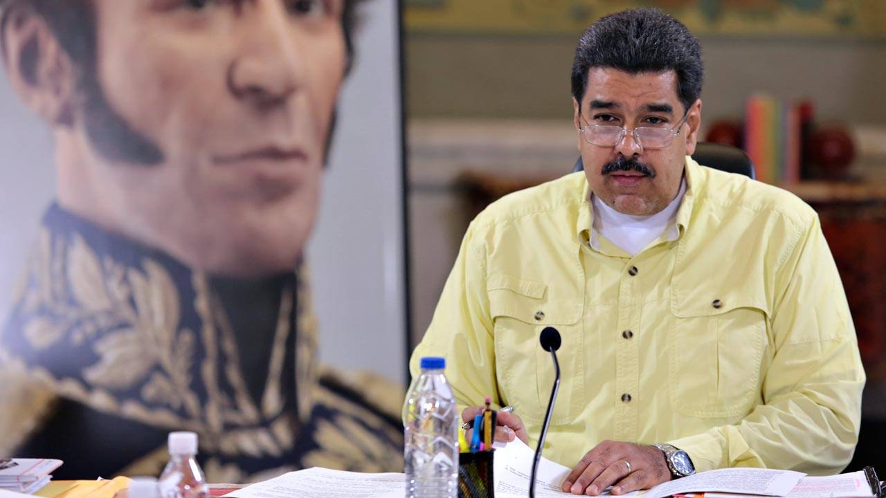 El presidente venezolano, Nicolás Maduro, preside el consejo de ministros en el Palacio de Miraflores