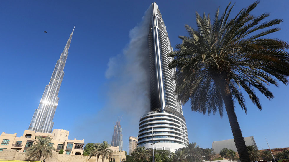 Se incendia un rascacielos de Dubai en la noche de fin de año RTVE es