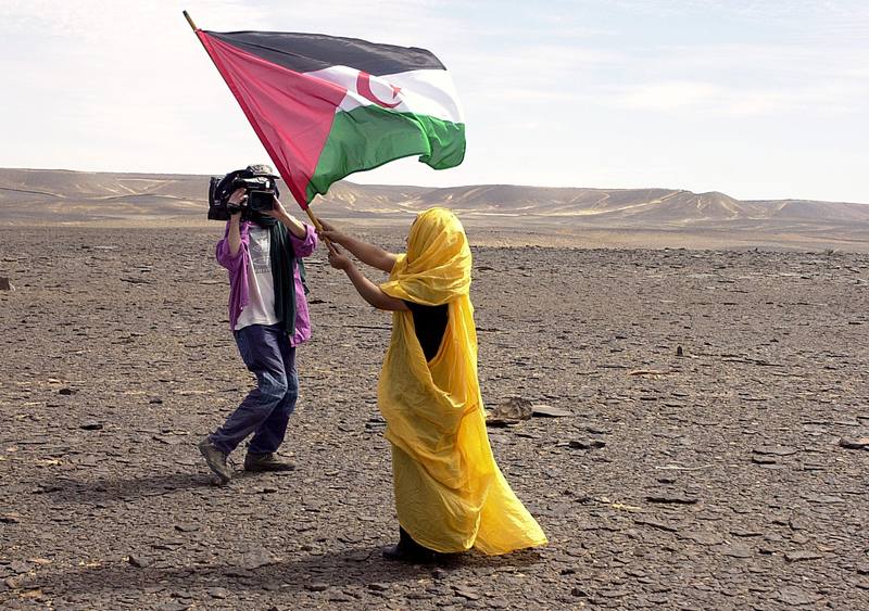 Los saharauis reclaman su derecho de autodeterminación 42 años después de que España cediera la soberania de la excolonia a Marruecos y Mauritania.