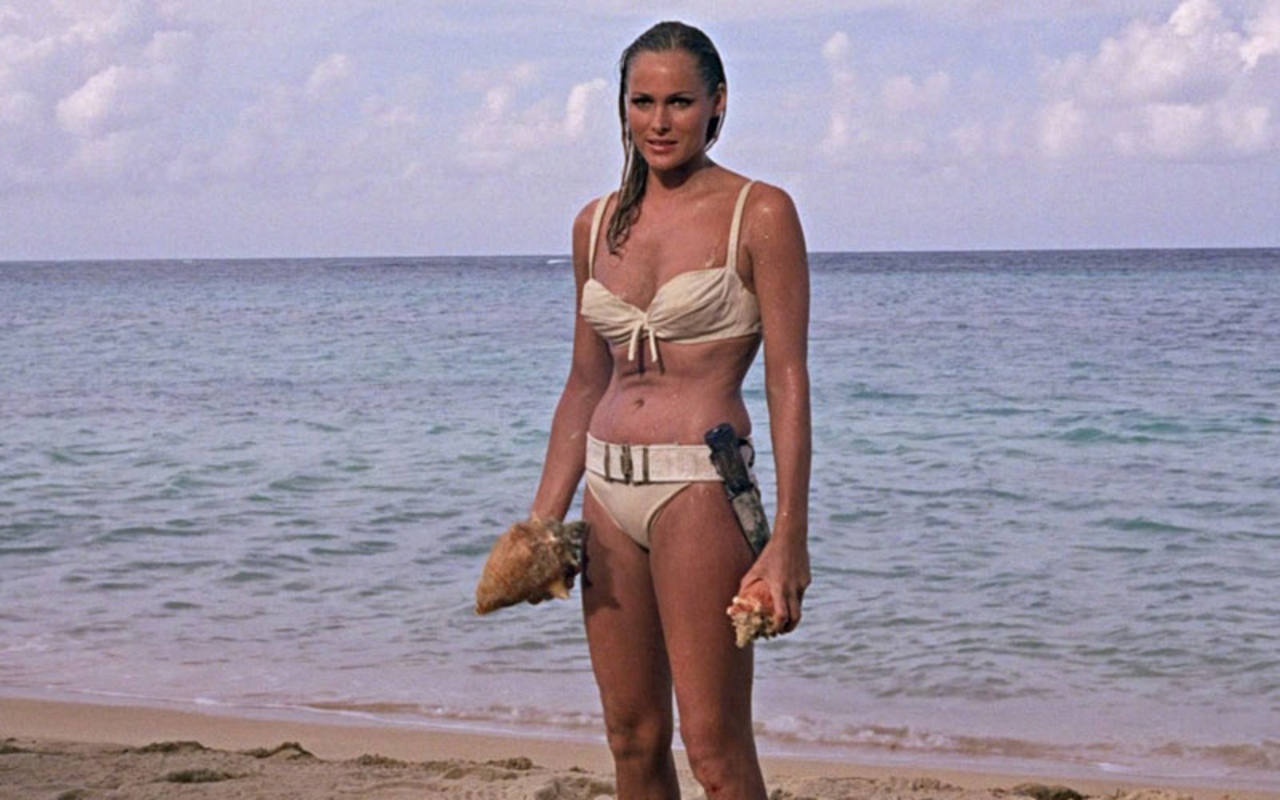 Ursula Andress en 'Dr. No', primera y más famosa