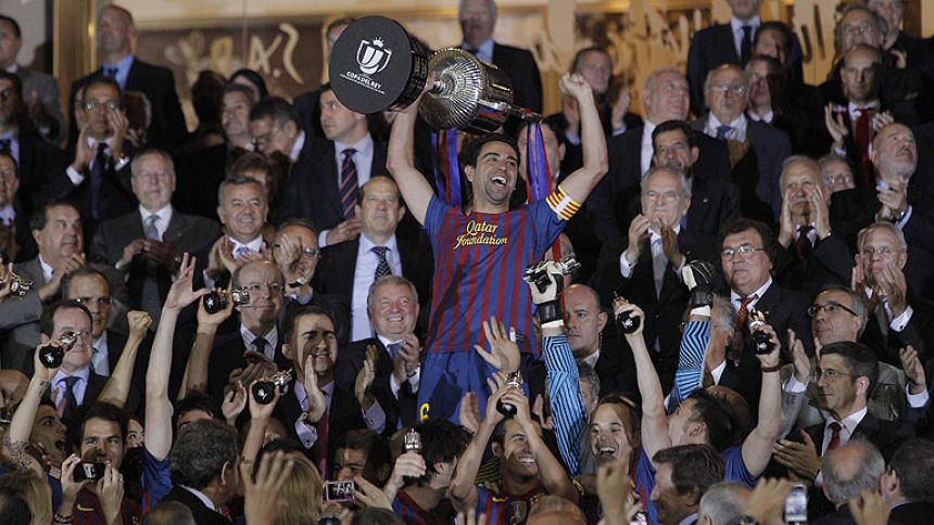 Xavi levanta la 26&ordf; Copa del Bar&ccedil;a