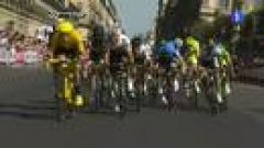 Cavendish suma la cuarta en París, Wiggins el primero