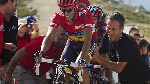 Contador baja de La Bola con la Vuelta bajo el brazo