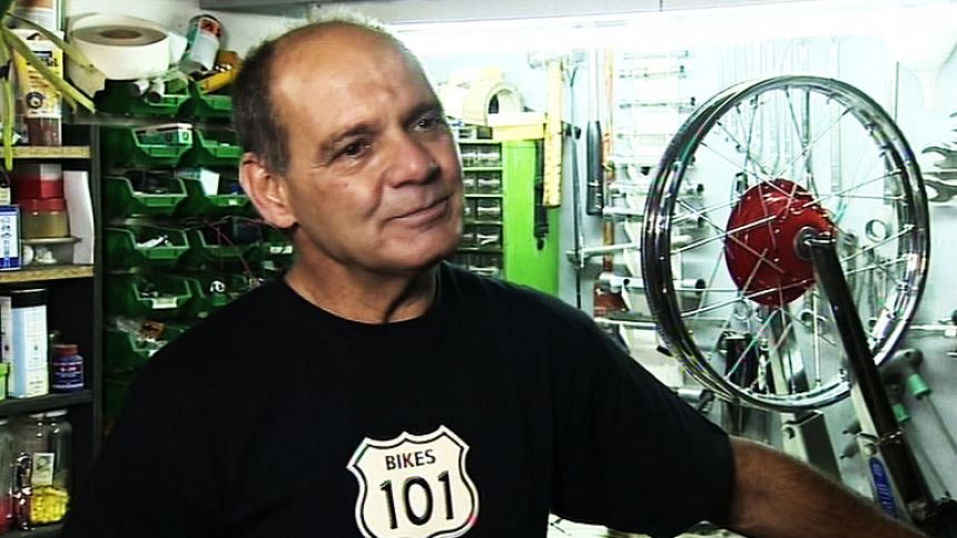 El ojo en la noticia - Carlos Le&oacute;n - Pasi&oacute;n por el ciclismo