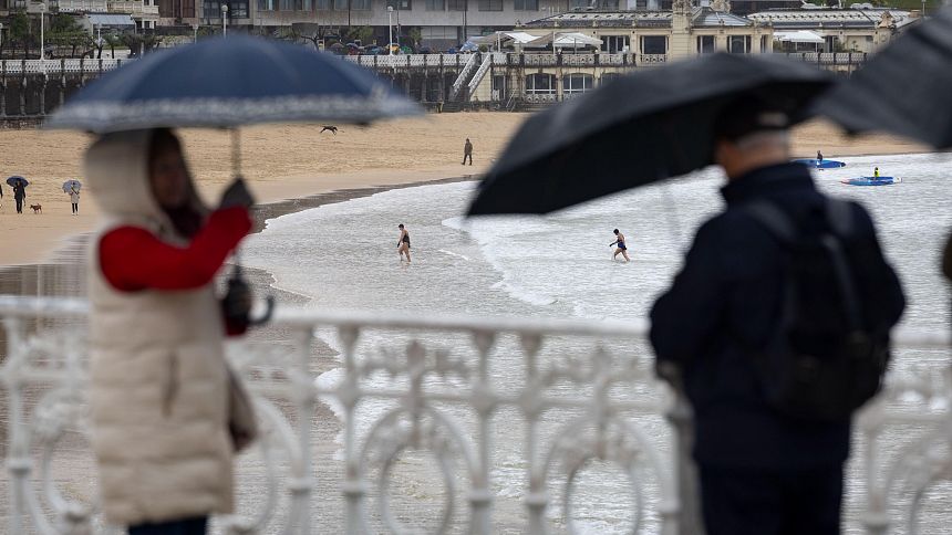 Aumento de temperaturas en el Mediterráneo y tormentas en parte de la Península