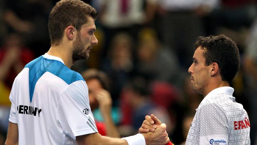 El p&uacute;blico castiga al equipo alem&aacute;n por no comparecer en el cuarto partido