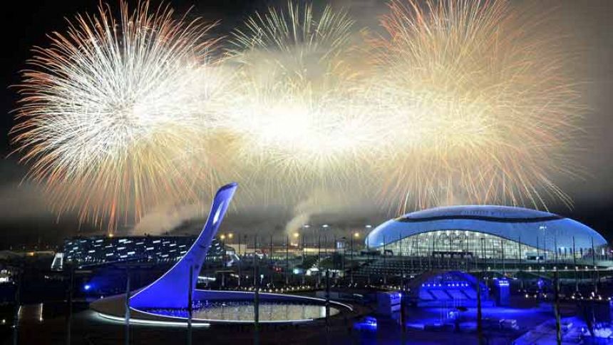 Sochi apaga la llama olímpica