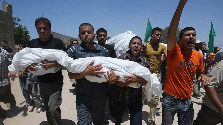 Israel redobla sus ataques en Gaza tras sufrir el peor rev&eacute;s de la ofensiva