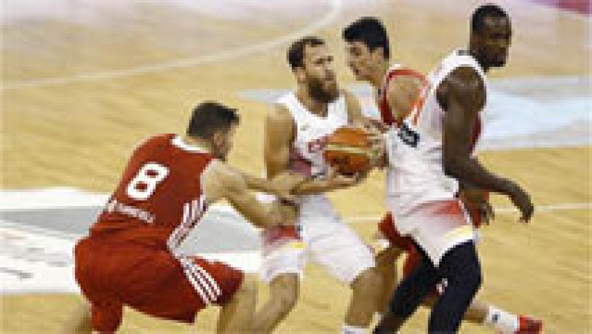 La selección española de baloncesto gana a Turquía en Estambul (63-70)