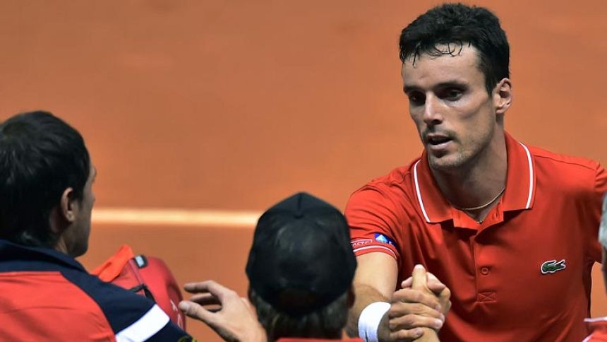 Brasil y Espa&ntilde;a empatan; el dobles ser&aacute; una batalla