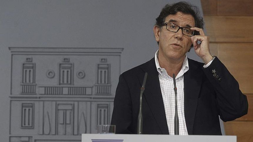 La auxiliar con &eacute;bola sigue "muy grave" y los ingresados no pueden transmitir el virus