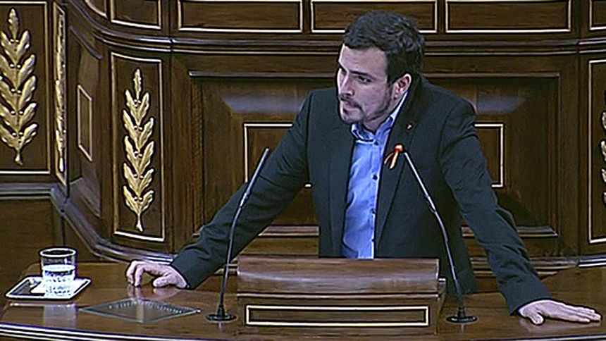 Garz&oacute;n acusa al Rajoy de "saquear el pa&iacute;s para vend&eacute;rselo a sus amiguetes"