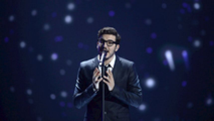 Eurovisión 2015 - Semifinal 2 - Chipre: Giannis Karagiannis canta 'One Thing I Should Have Done'