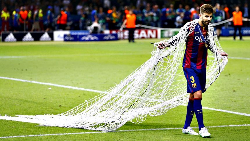 Pique lider&oacute; las celebraciones del Bar&ccedil;a en Berl&iacute;n