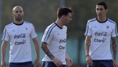 Suárez regresa a la selección y Messi y Bravo, de nuevo frente a frente