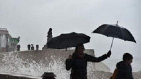 Siguen las lluvias, especialmente fuertes en Cataluña y Baleares