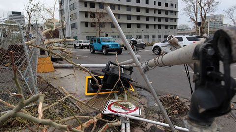 El huracán María castiga a Puerto Rico cuando todavía no se había recuperado de los efectos de Harvey