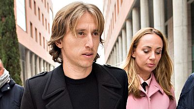 Luka Modric, centrocampista croata de Real Madrid, declar� hoy como investigado en los juzgados de Alcobendas (Madrid) por los supuestos delitos fiscales de que le acusa la Agencia Tributaria.