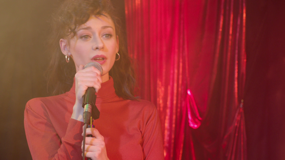 Cuéntame cómo pasó - Canta con Karina en 'Cuéntame'