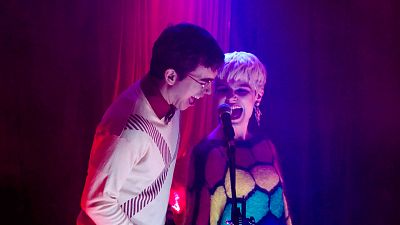 Cu�ntame c�mo pas� - Abraham y Angie cantan "The final countdown"