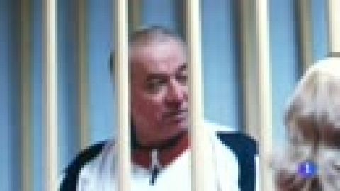 Un antiguo espía ruso, en estado crítico por su exposición a una sustancia desconocida en Reino Unido