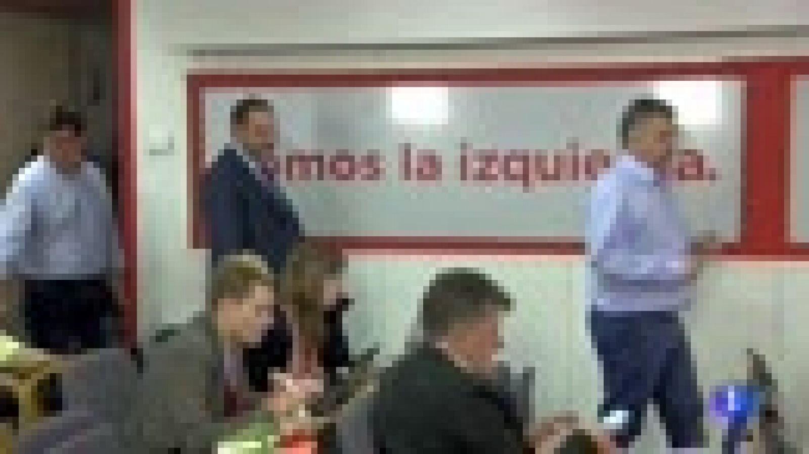 Rivera exige a Rajoy que "rectifique" y se siente a negociar "cómo extienden" la aplicación del 155 El presidente de Ciudadanos, Albert Rivera, ha exigido este lunes al presidente del Gobierno, Mariano Rajoy, que "rectifique" y se siente a negociar "cómo extendemos la aplicación del 155" a la vista de la intención de Quim Torra de seguir apostando