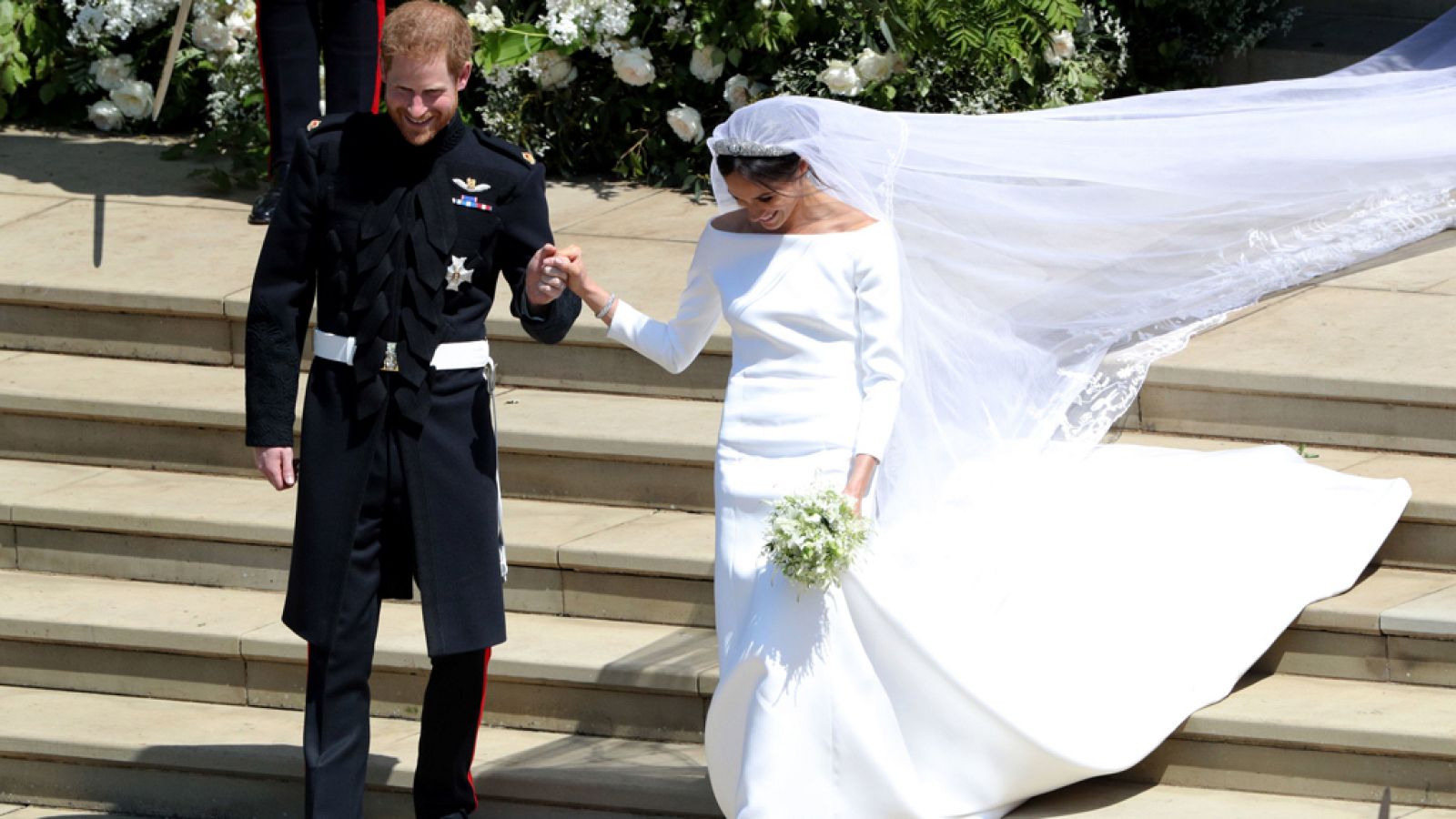 Resultado de imagen para vestido de meghan markle