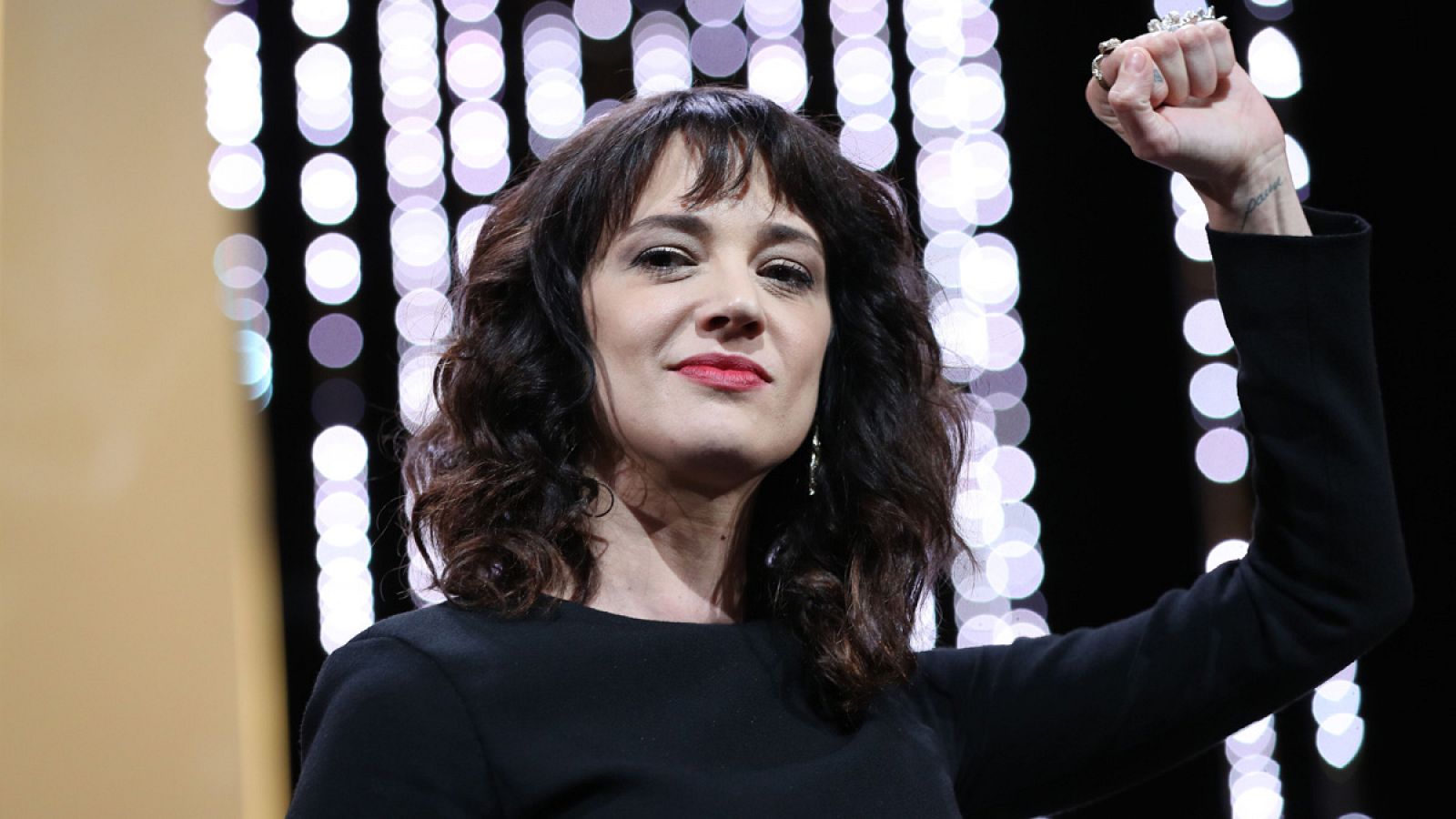 Asia Argento Denuncia Que Fue Violada Por Harvey Weinstein En Cannes En 1997 8559