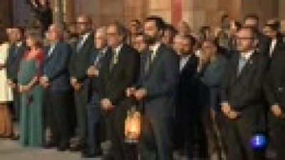 Torra y Torrent encabezan una "marcha por la libertad" en Barcelona en la víspera de la Diada Torra y Torrent encabezan una "marcha por la libertad" en centro de Barcelona
