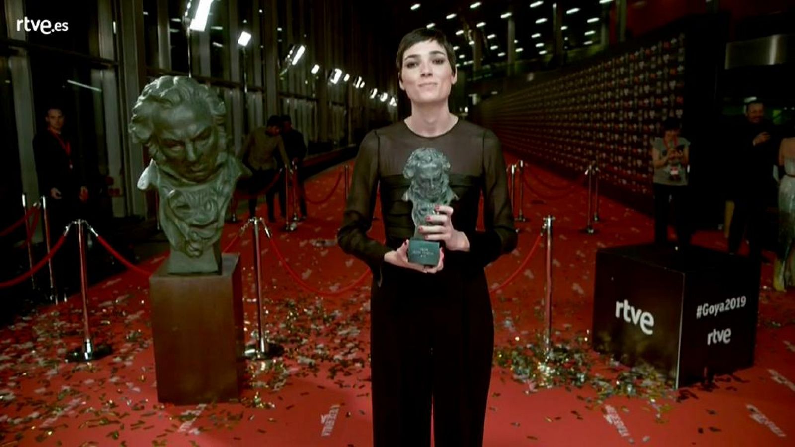 La aragonesa Isabel Peña, con su Goya (Foto: RTVE).