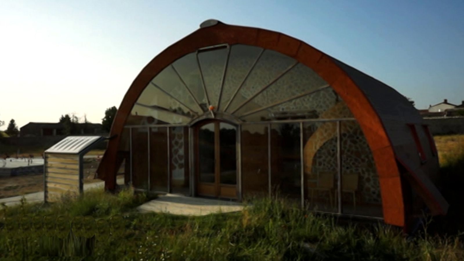 Otros documentales - Construcciones ecol�gicas: Madera (2) - ver ahora