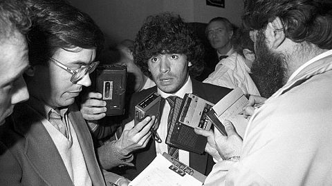 Tres periodistas españoles recuerdan a Maradona