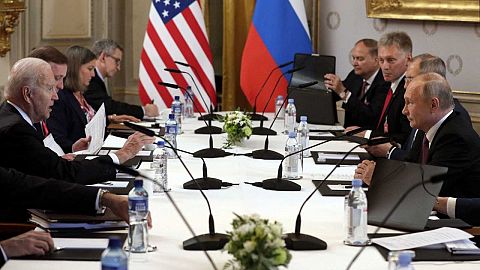 EE.UU. y Rusia acuerdan el regreso de sus embajadores
