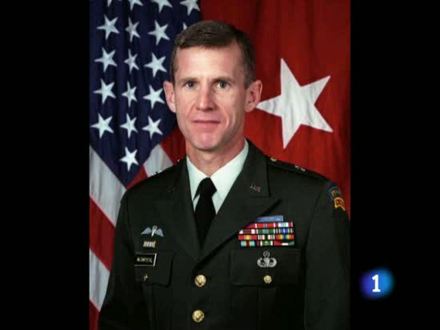 Tanto dem&oacute;cratas como republicanos aplauden la decisi&oacute;n de Obama de relevar al general McChrystal 