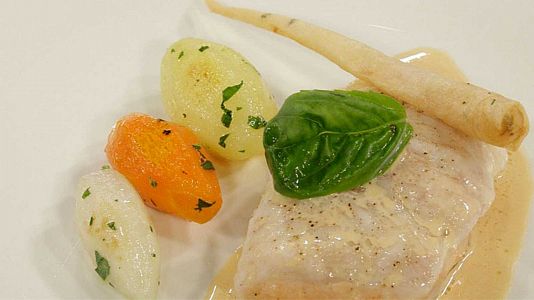 Comer y cantar - Comer y cantar - Pescadila rellena de langostinos a la crema de limón - 05/02/11 - Comer y cantar | Escuchar