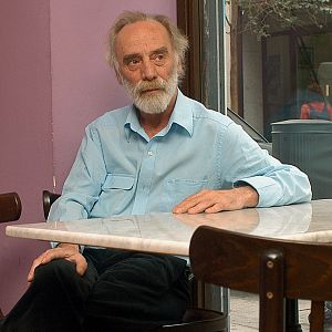 Carne cruda - Carne cruda - El poeta de los versos torcidos - 01/03/11 - Escuchar ahora