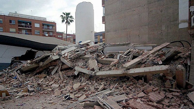 El día después del terremoto: Especial En días como hoy desde Lorca  - Escuchar ahora   
